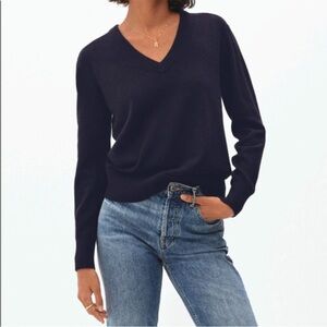 Everlane Cashmere V-neck Sweater Navy Blue Size M